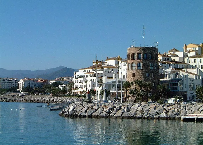 Lägenhetshotell Senorio De Aloha 4*