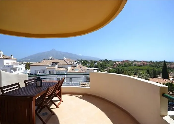 Lägenhetshotell Senorio De Aloha Marbella